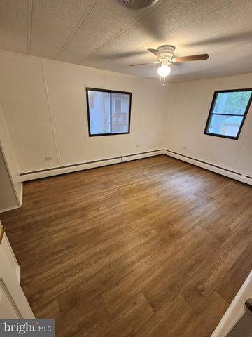 79 SKYLINE DR, Sicklerville, NJ 08081