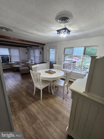 79 SKYLINE DR, Sicklerville, NJ 08081