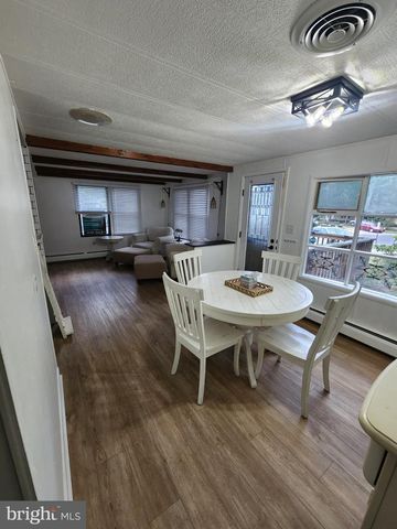 79 SKYLINE DR, Sicklerville, NJ 08081