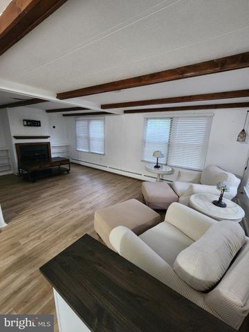 79 SKYLINE DR, Sicklerville, NJ 08081