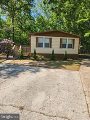 79 SKYLINE DR, Sicklerville, NJ 08081