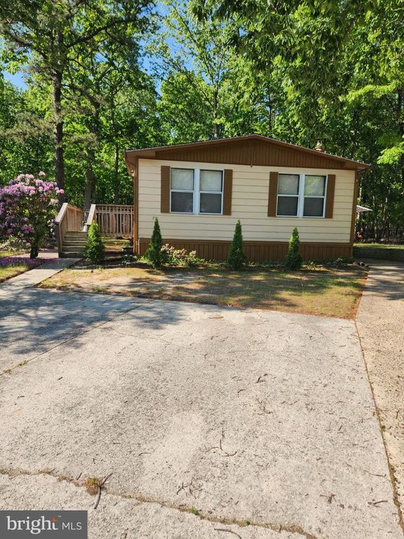 79 SKYLINE DR, Sicklerville, NJ 08081