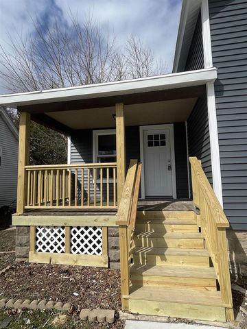 619 GRAND STREET, Oshkosh, WI 54901