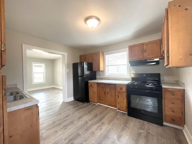 619 GRAND STREET, Oshkosh, WI 54901