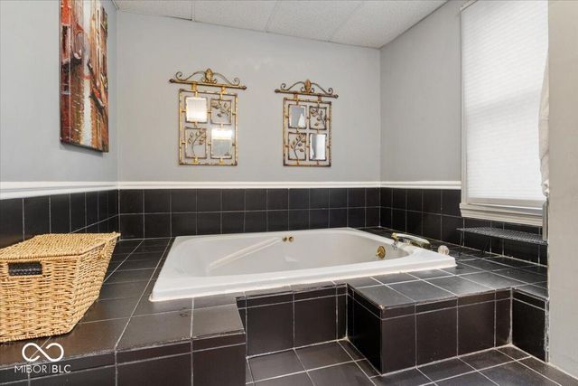 2025 E 80th Street, Indianapolis, IN 46240