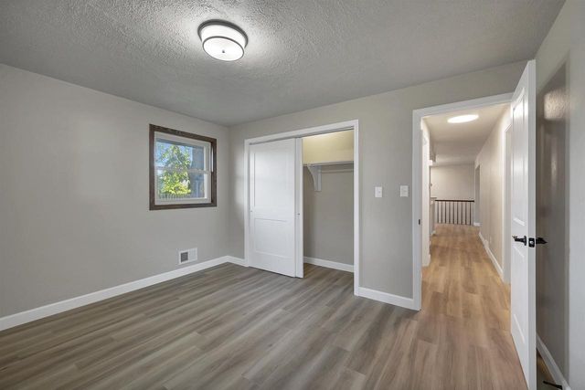 1677 LILAC LANE, Green Bay, WI 54302