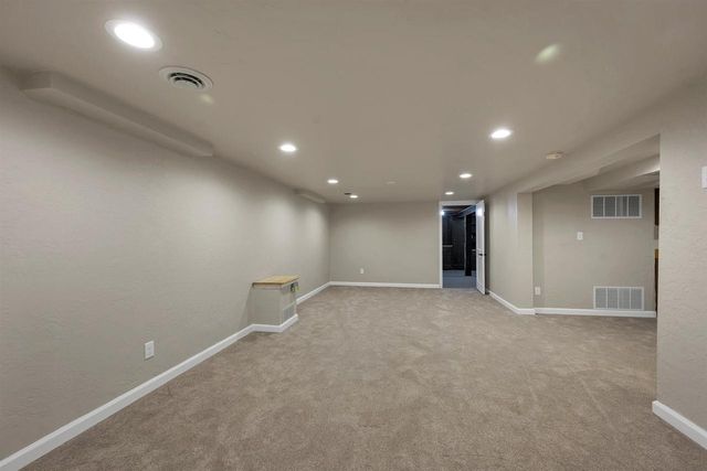 1677 LILAC LANE, Green Bay, WI 54302