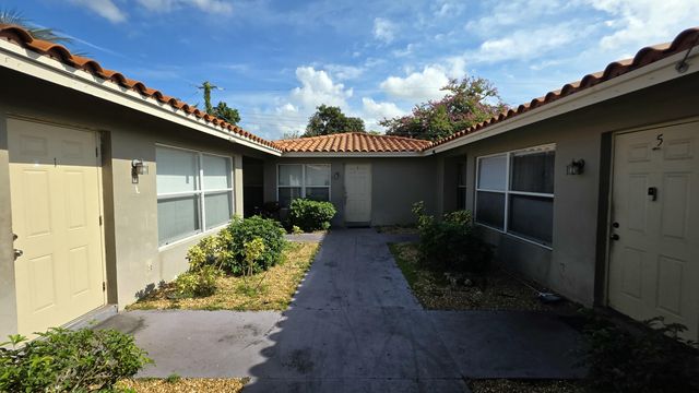 4115 Riverside Drive 1-5, Coral Springs, FL 33065