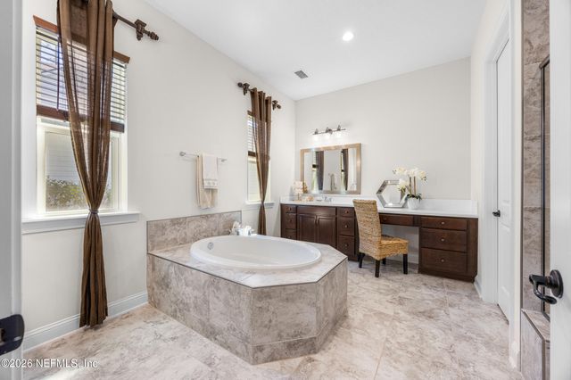 250 SHADOW Cove, St. Johns, FL 32259