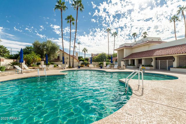 5522 N 71ST Street, Paradise Valley, AZ 85253