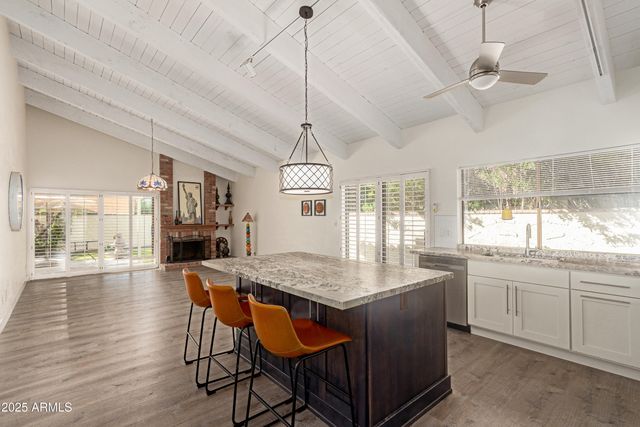 5522 N 71ST Street, Paradise Valley, AZ 85253