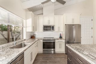 5522 N 71ST Street, Paradise Valley, AZ 85253