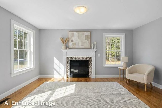302 Straw Road, Manchester, NH 03102