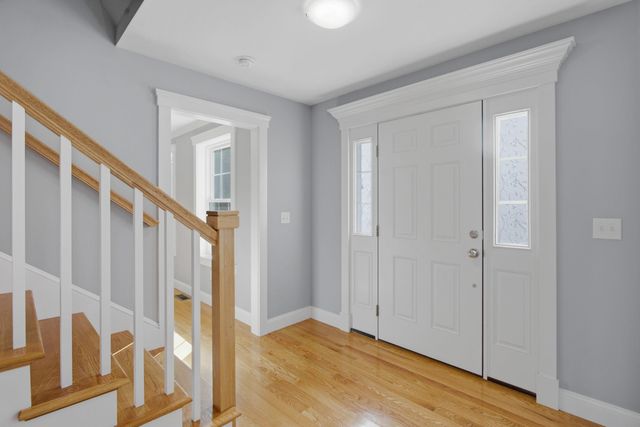 302 Straw Road, Manchester, NH 03102