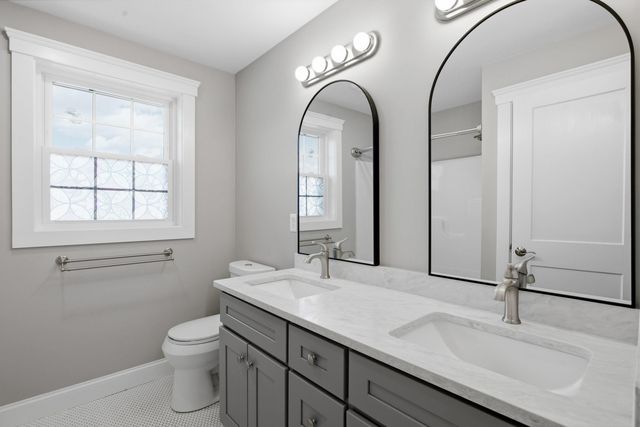 302 Straw Road, Manchester, NH 03102