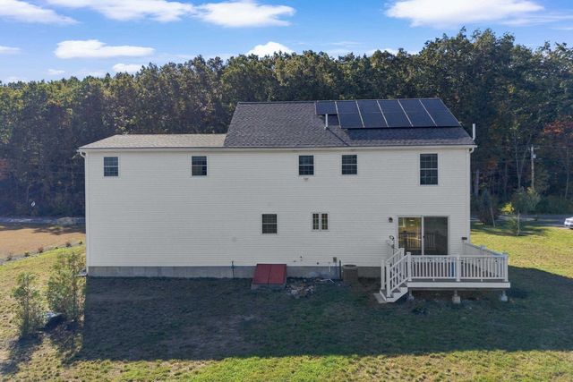 302 Straw Road, Manchester, NH 03102