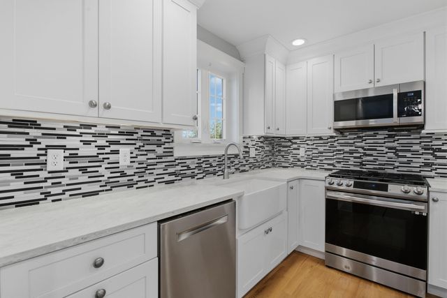 302 Straw Road, Manchester, NH 03102