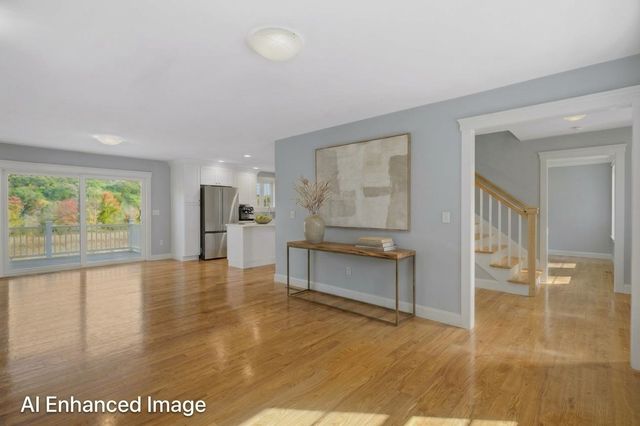 302 Straw Road, Manchester, NH 03102