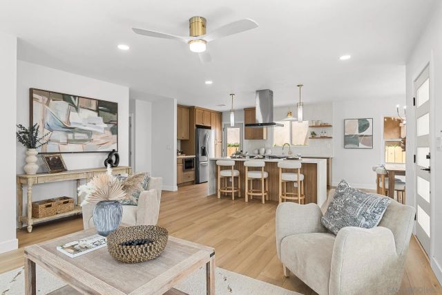 4584 Altadena, San Diego, CA 92115