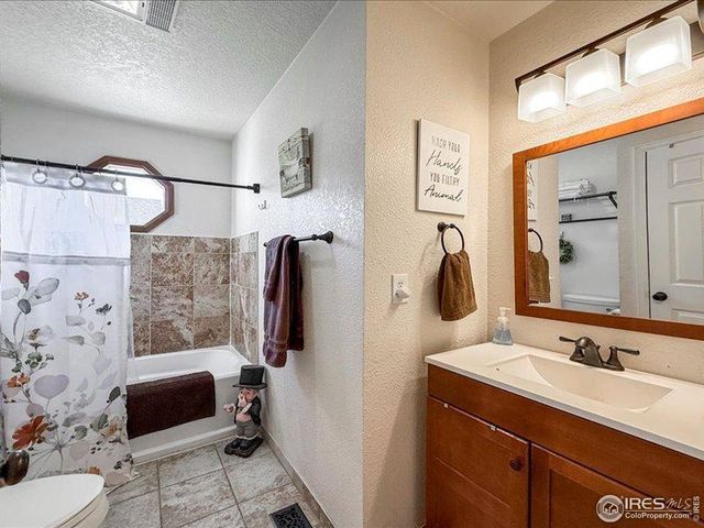 609 Joyce Ct, Berthoud, CO 80513