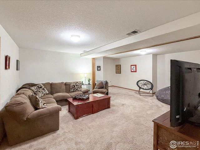 609 Joyce Ct, Berthoud, CO 80513