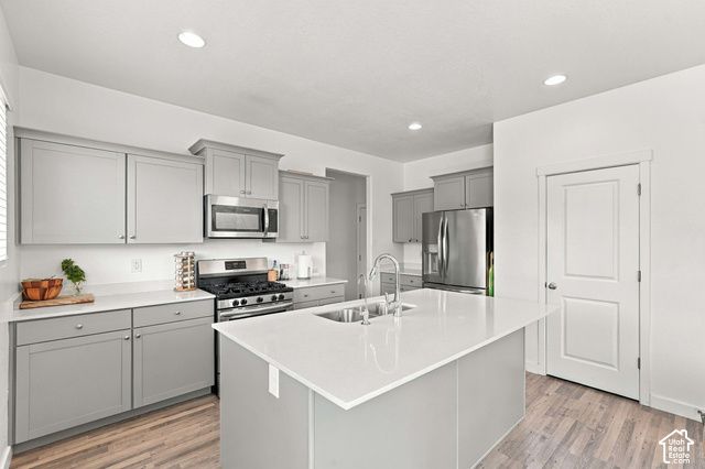 1074 S 4000 W, Syracuse, UT 84075