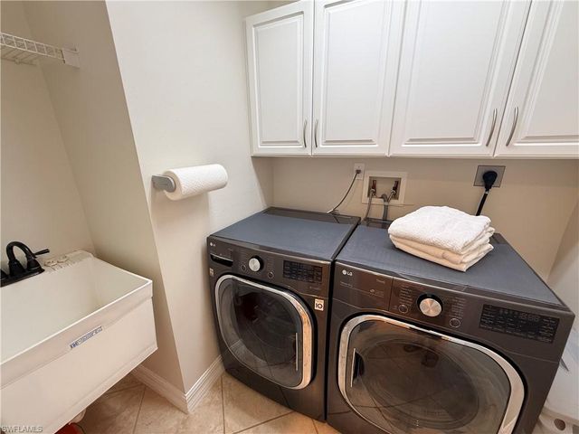 3414 Hancock Bridge PKWY 301, North Fort Myers, FL 33903