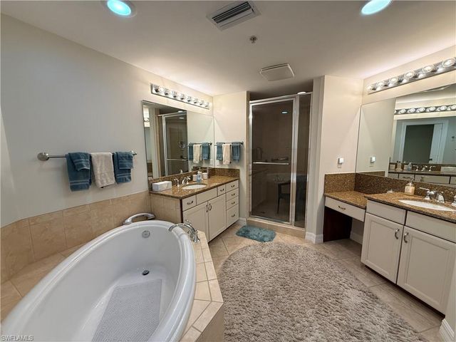 3414 Hancock Bridge PKWY 301, North Fort Myers, FL 33903