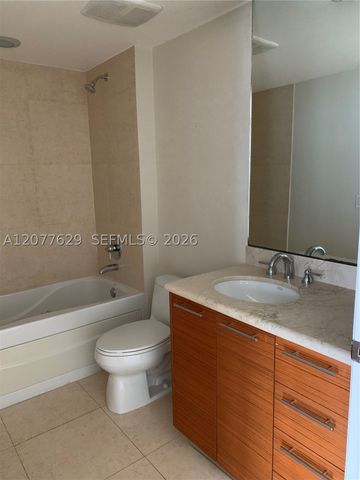50 Biscayne Blvd 2507, Miami, FL 33132