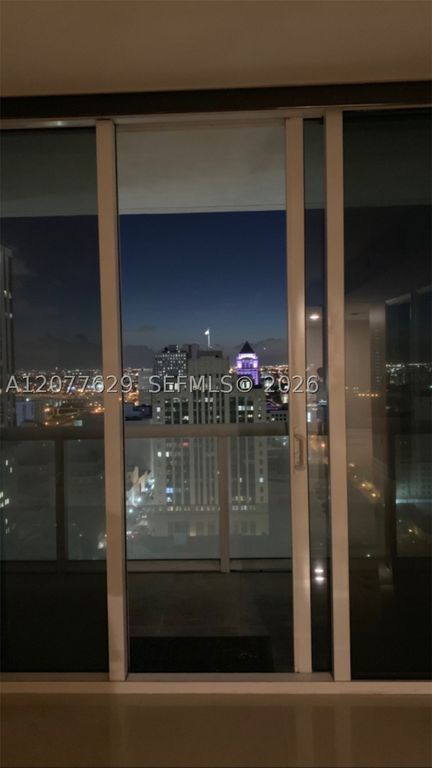 50 Biscayne Blvd 2507, Miami, FL 33132