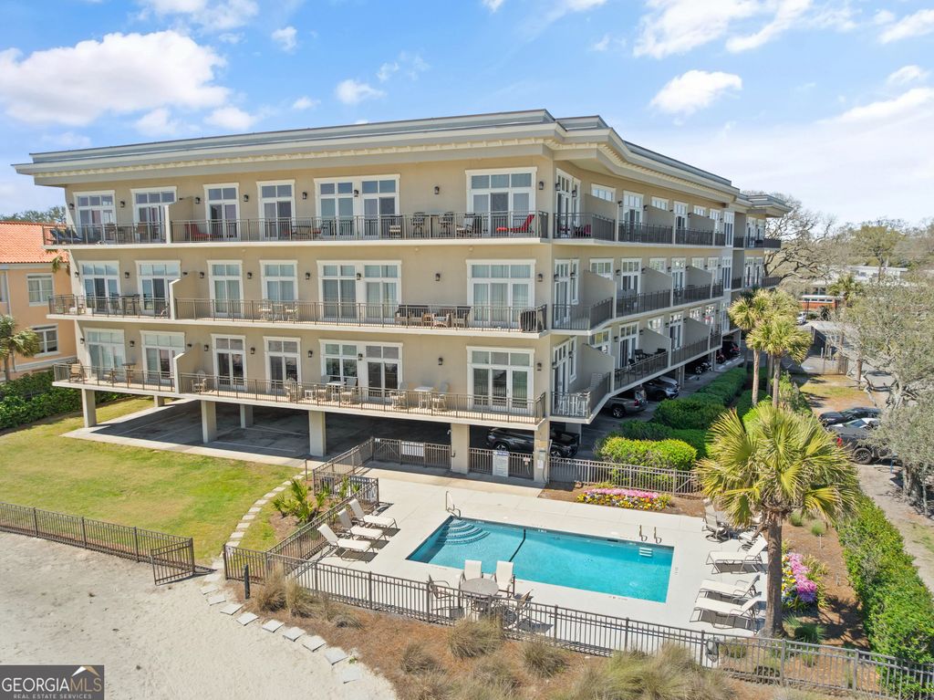 800 Ocean Boulevard 204, St. Simons, GA 31522