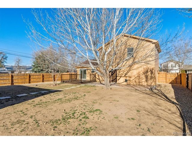 101 23rd Ave Ct, Greeley, CO 80631