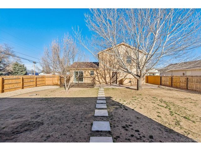 101 23rd Ave Ct, Greeley, CO 80631
