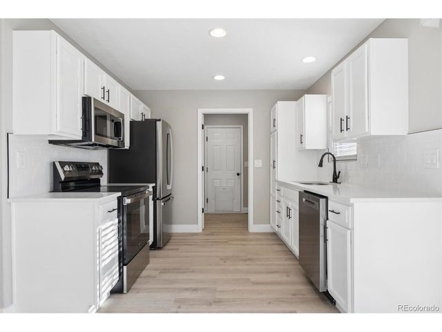 101 23rd Ave Ct, Greeley, CO 80631