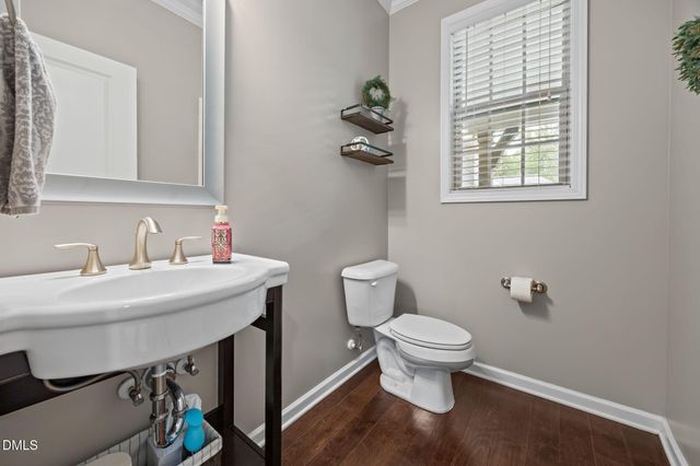 1800 Longmont Drive, Wake Forest, NC 27587