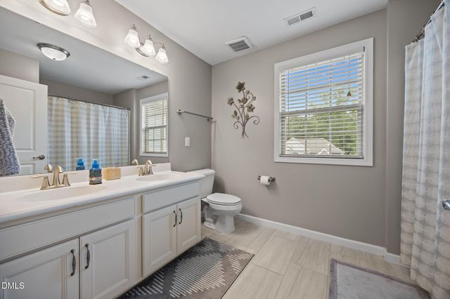 1800 Longmont Drive, Wake Forest, NC 27587