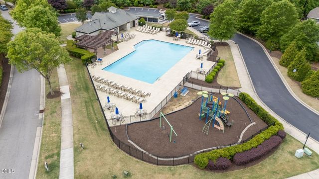 1800 Longmont Drive, Wake Forest, NC 27587