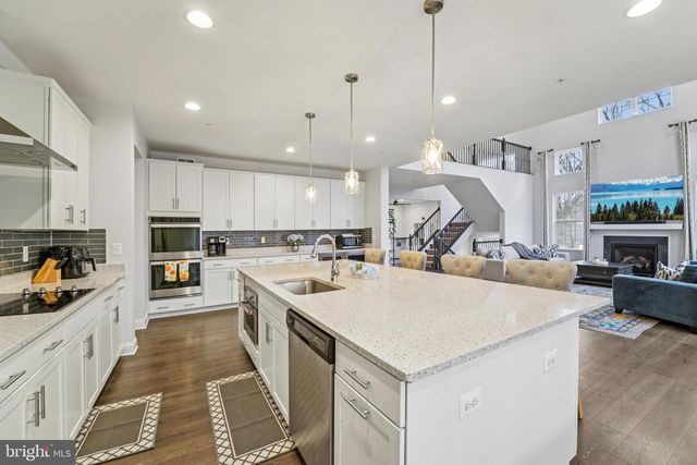 7102 DEER VALLEY RD, Highland, MD 20777