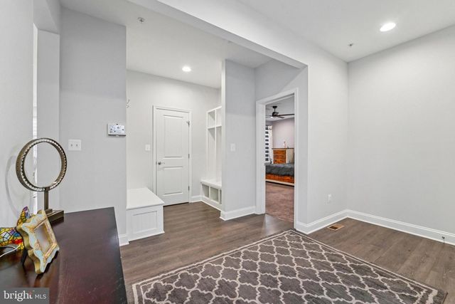 7102 DEER VALLEY RD, Highland, MD 20777