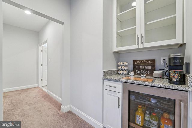 7102 DEER VALLEY RD, Highland, MD 20777