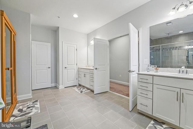 7102 DEER VALLEY RD, Highland, MD 20777