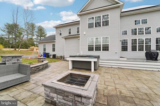 7102 DEER VALLEY RD, Highland, MD 20777