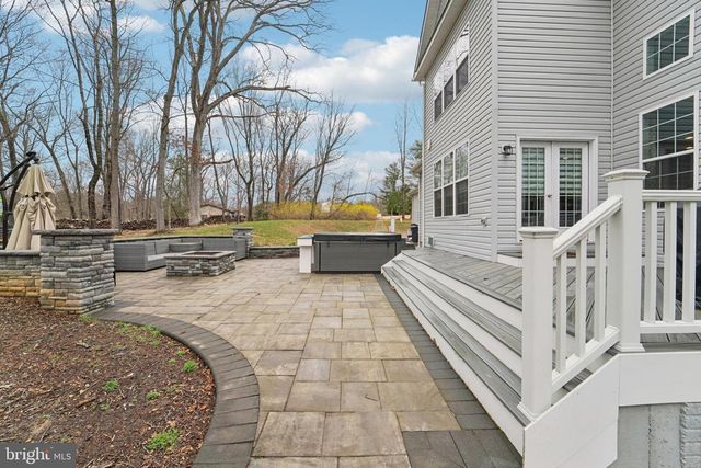 7102 DEER VALLEY RD, Highland, MD 20777