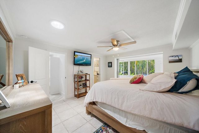 820 SPANISH DRIVE S ., Longboat Key, FL 34228