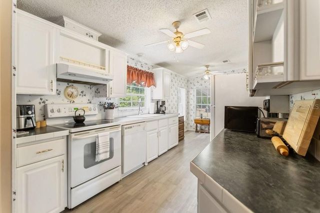 4157 LAVON REYNOLDS LANE, Lakeland, FL 33810