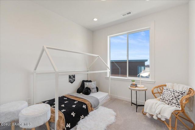 2931 N Heartwood RD, Coeur D'alene, ID 83814