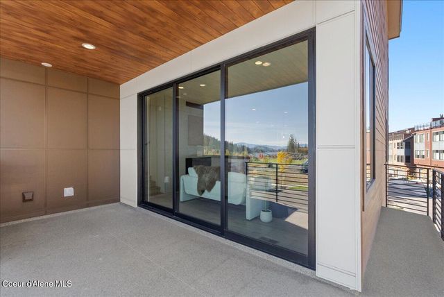 2931 N Heartwood RD, Coeur D'alene, ID 83814