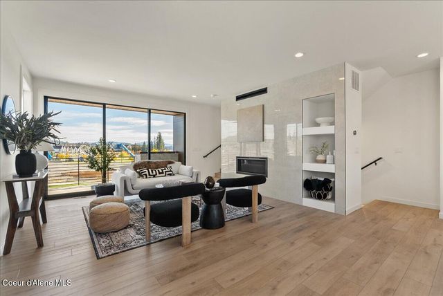 2931 N Heartwood RD, Coeur D'alene, ID 83814