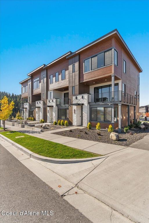 2931 N Heartwood RD, Coeur D'alene, ID 83814