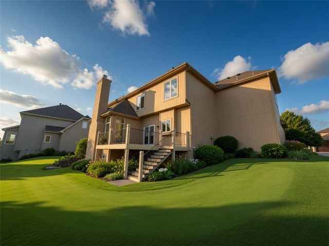 10319 N Saline Avenue, Kansas City, MO 64154